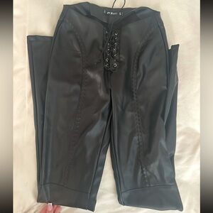 🖤Black Faux Leather High waisted long pants🖤